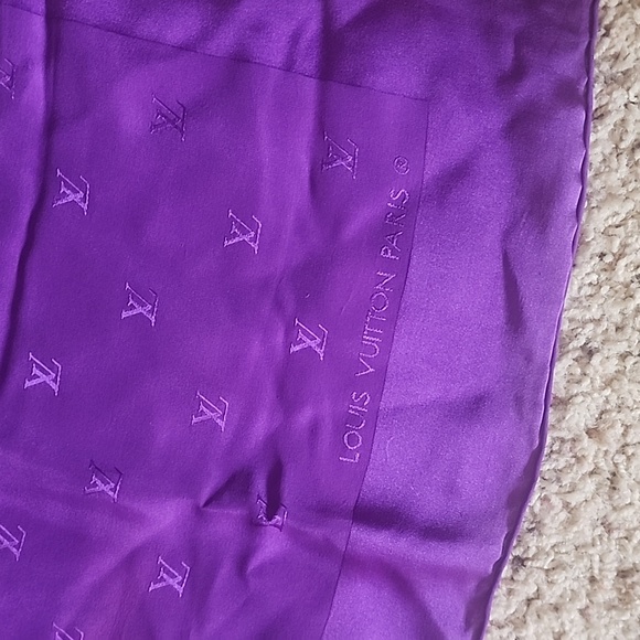 Louis Vuitton Purple Silk LV Monogram Large Scarf Shawl - Picture 3 of 7